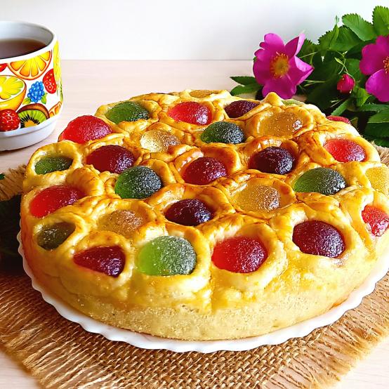 Рецепти:   Смачний цікавий домашній пиріг   «Яскрава мармеладка»