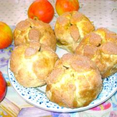 Рецепти:   Смачні апетитні яблучка в тісті