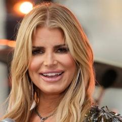 Джессіка Сімпсон вразила фанатів фотографією дорослого сина Ейса