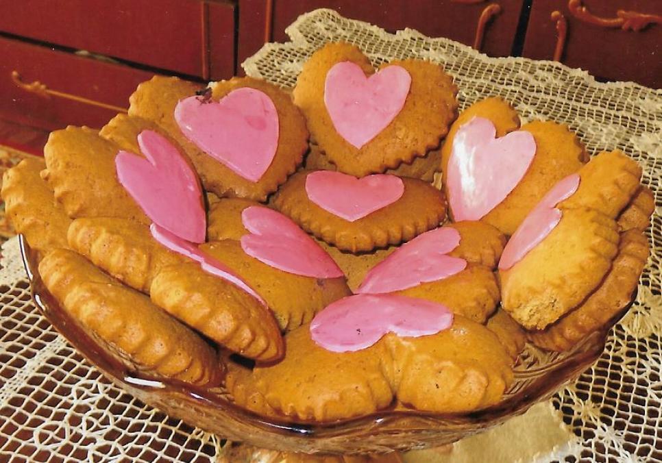 Рецепти:   Смачні домашні коржики "Валентинки"
