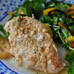 Рецепти:  Смачна ароматна ніжна  куряча грудка, запечена в молоці