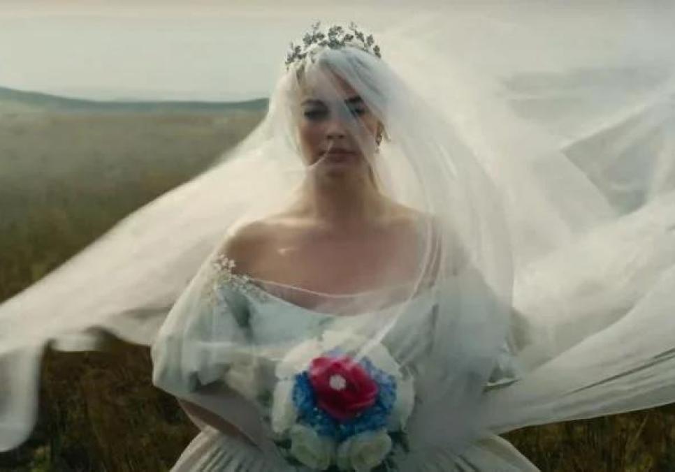 Марґо Роббі та Джейкоб Елорді зіграють головні ролі у фільмі «Буремний перевал»