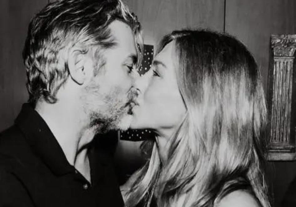 Дженніфер Еністон відсвяткувала 57-річчя на інтимному побаченні з Джимом Кертісом