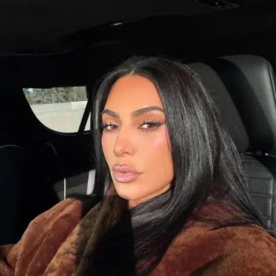 Кім Кардаш'ян веде переговори з Раяном Мерфі про роль у новому серіалі про пластичну хірургію