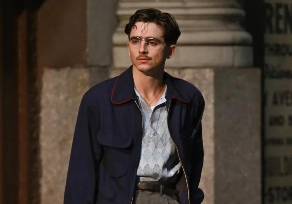 Тімоті Шаламе підкорює стрімінги: фільм «Марті Супрім» став доступним для перегляду