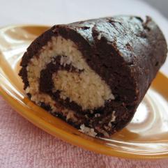 Рецепти:    Смачний ніжний рулет «Баунті»  (без випікання)