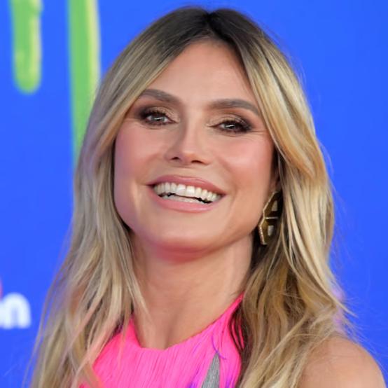 Гайді Клум підкорює тренд печворк та згадує виклики материнства