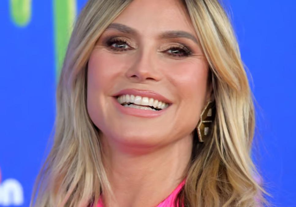 Гайді Клум підкорює тренд печворк та згадує виклики материнства