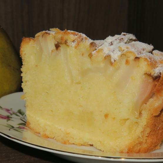 Рецепти:   Смачний домашній ніжний сирний кекс із грушами