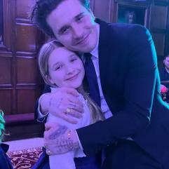 Гарпер Бекхем закликає до миру в родині через зворушливе фото з братами