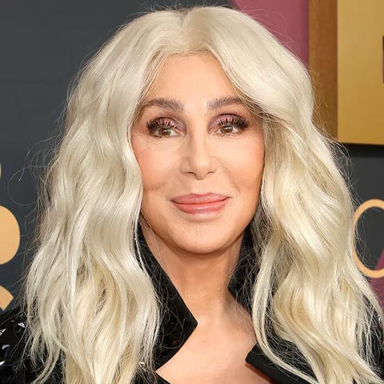 Шер вразила образом на «Греммі» та випадково переплутала переможців