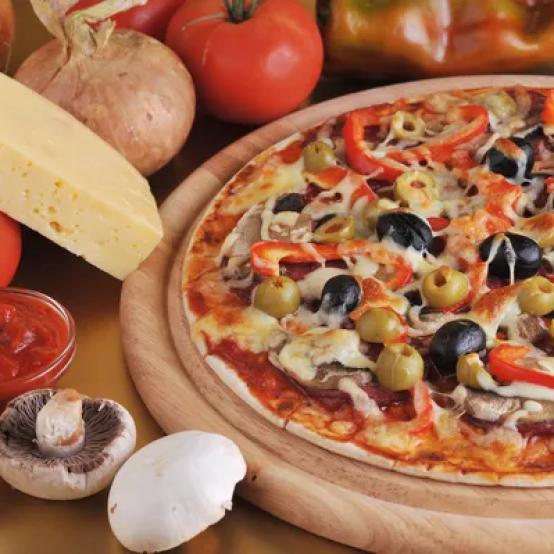 Рецепти:  Смачна домашня ароматна грибна піца