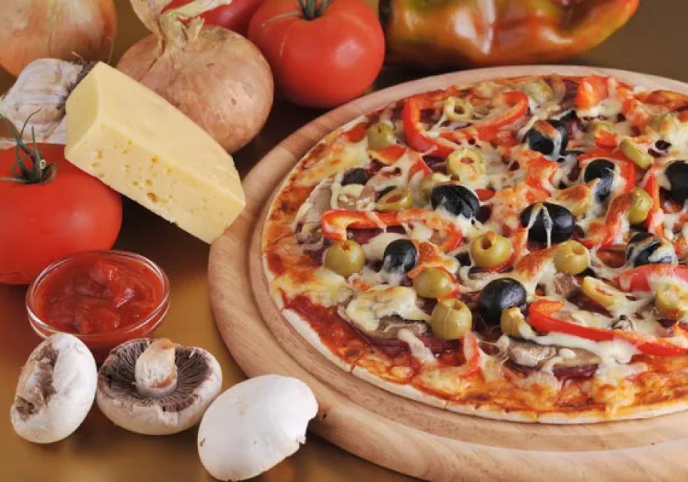 Рецепти:  Смачна домашня ароматна грибна піца