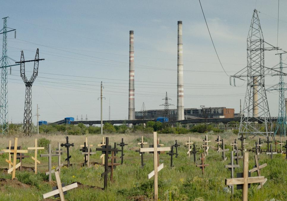 Анатолій Боричевський та енергетики представили фільм про свій подвиг під обстрілами