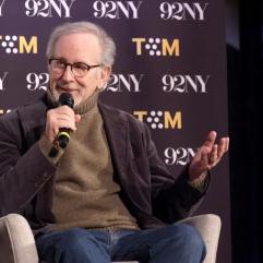 Стівен Спілберг підтримав родину покійного Джеймса Ван Дер Біка значною пожертвою