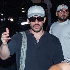 Бед Банні та Габріела Берлінгері підтвердили чутки про відновлення свого роману в Бразилії