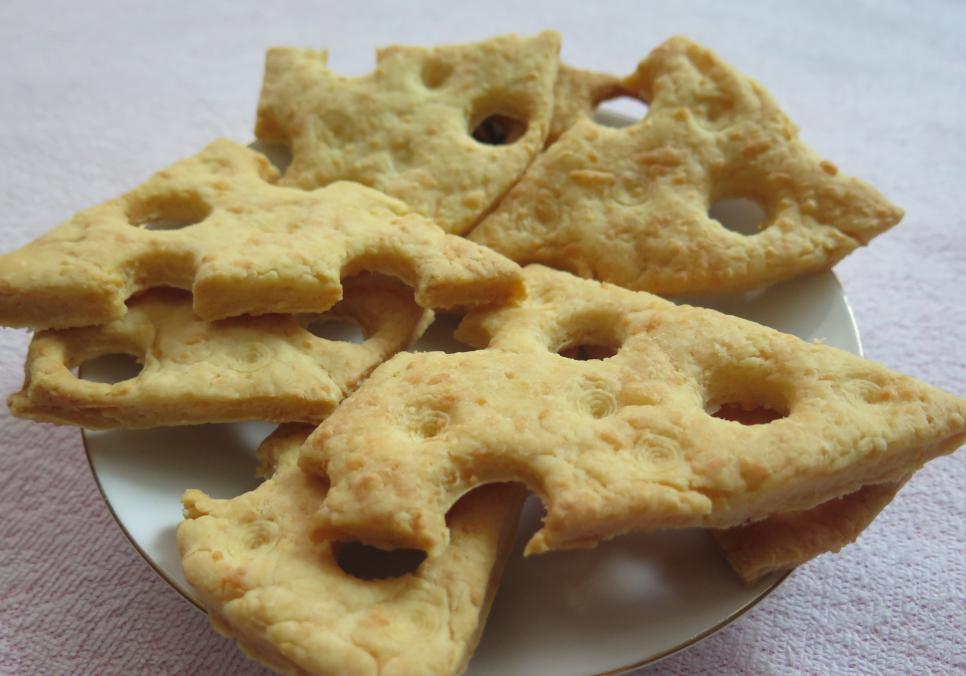 Рецепти:   Смачне домашнє хрустке сирне печиво