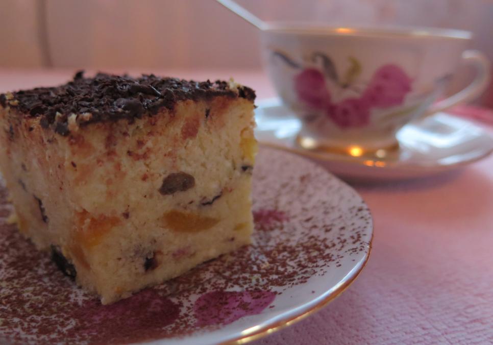 Рецепти:   Смачний  домашній ситний сирник і з  сухофруктами