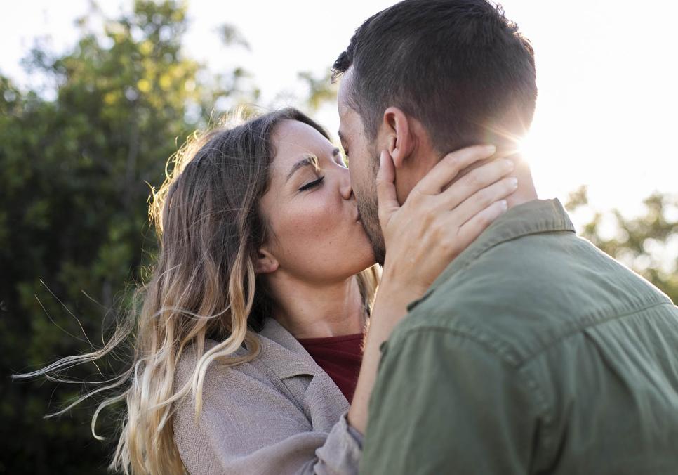 НІКОЛИ НЕ ПІЗНО ПОВЕРНУТИСЯ НАЗАД