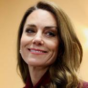 Кейт Міддлтон вразила елегантним червоним образом на прийомі у Віндзорі