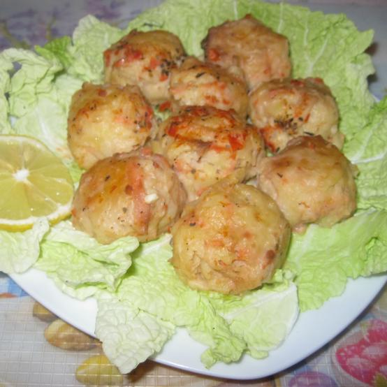 Рецепти:  Смачні домашні ароматні тюфтельки з підливою