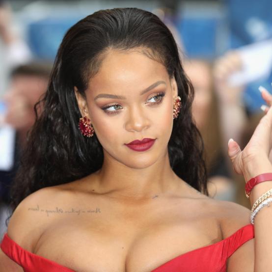 Ріанна підтримала A$AP Rocky на SNL та натякнула на четверту дитину