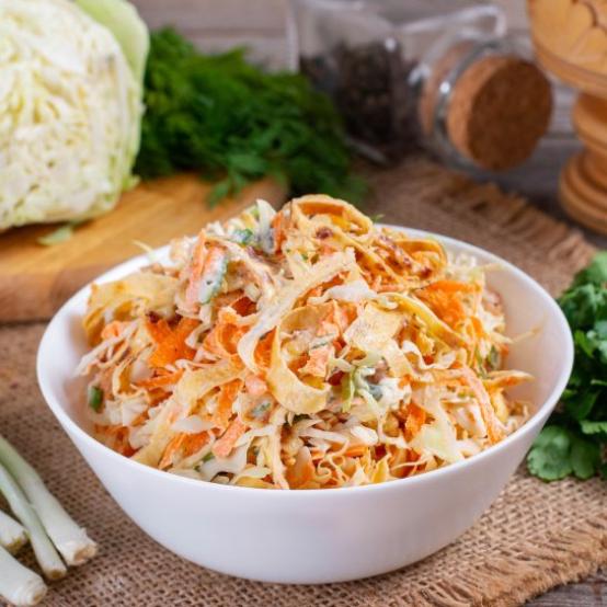 Рецепти:  Смачний зимовий поживний салатик