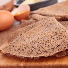 Рецепти:   Смачні ніжні млинці з гречаного борошна