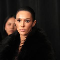 Б'янка Цензорі вразила сріблястим прозорим образом на побаченні з Каньє Вестом