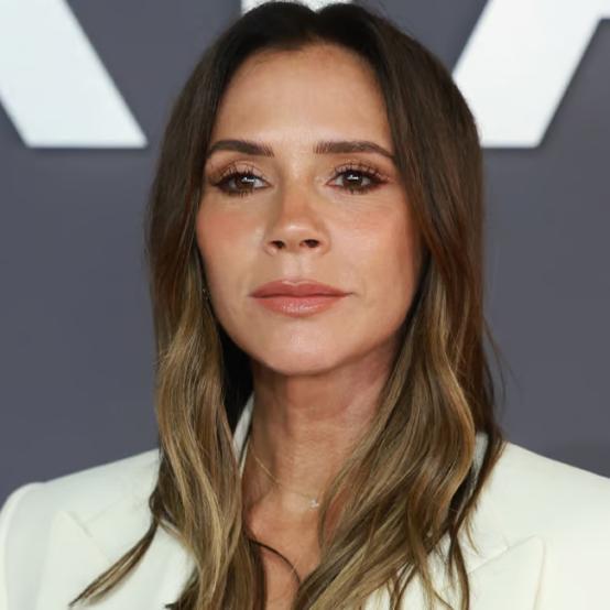 Вікторія Бекхем та французьке лицарство на тлі драми у стосунках із сином Брукліном