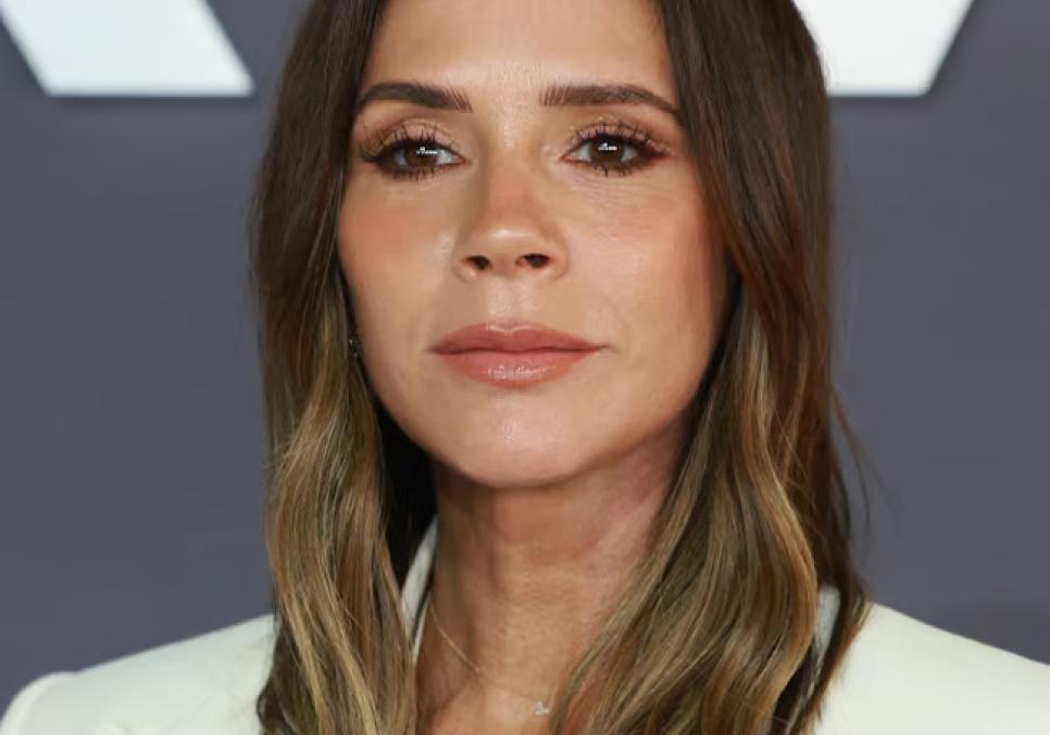 Вікторія Бекхем та французьке лицарство на тлі драми у стосунках із сином Брукліном