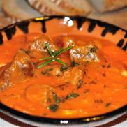 Рецепти:   Смачний домашній ароматний гуляш із брусницею