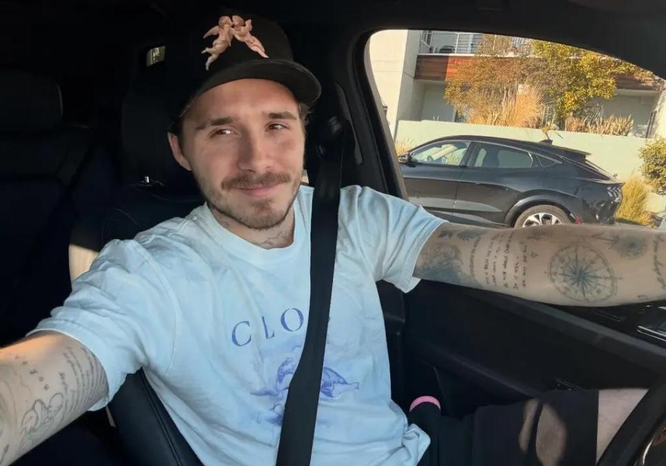 Бруклін Бекхем оголосив відкриту війну своїм батькам Девіду та Вікторії