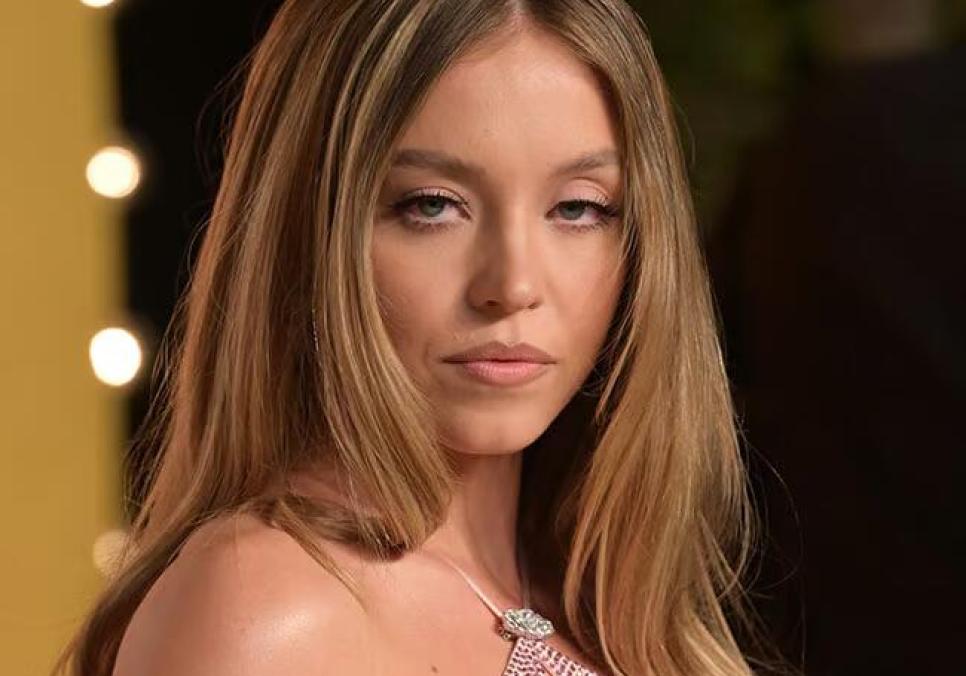 Сідні Свіні: провокаційна зйомка для W Magazine та порівняння з Мерилін Монро