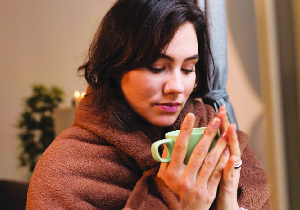 МІЖ МАМОЮ І ЧОЛОВІКОМ