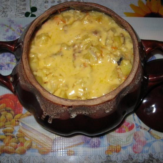 Рецепти:  Смачна апетитна картопля в горщику із ребрами