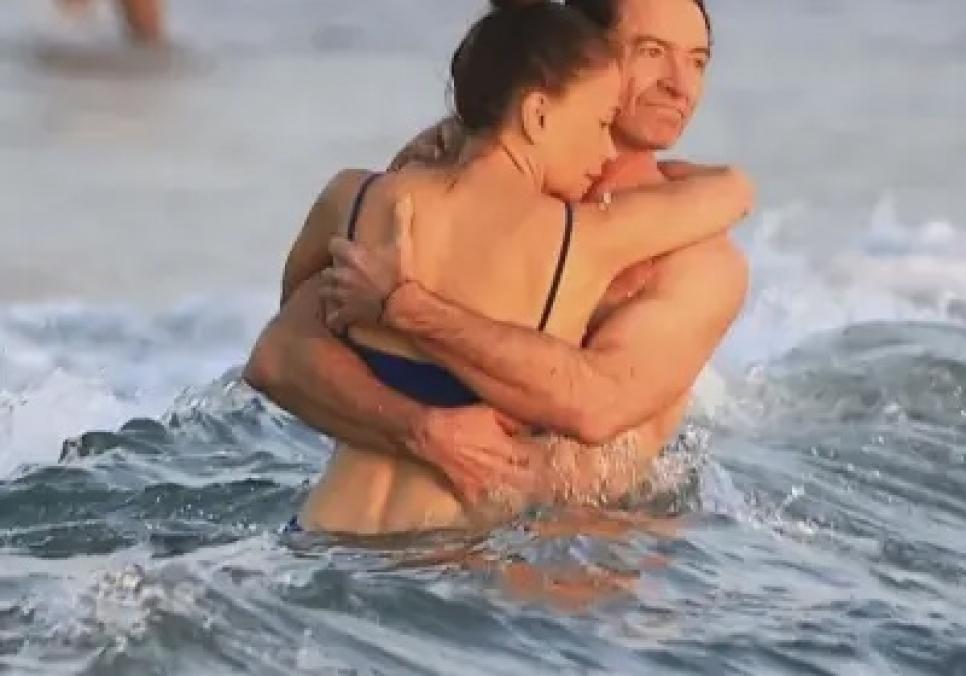 Г'ю Джекман і Саттон Фостер насолоджуються романтичною відпусткою в Коста-Ріці