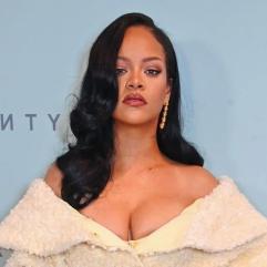 Ріанна поставила на місце охоронця за відсутність манер у Нью-Йорку