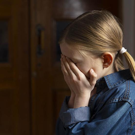 І ЗНОВУ ПЕРІЩИВ ДОЩ