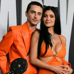 Кайлі Дженнер та Тімоті Шаламе офіційно підтвердили свої почуття в соціальних мережах