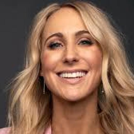 Ніккі Глейзер повертається на «Золотий глобус»: чого чекати від 83-ї церемонії