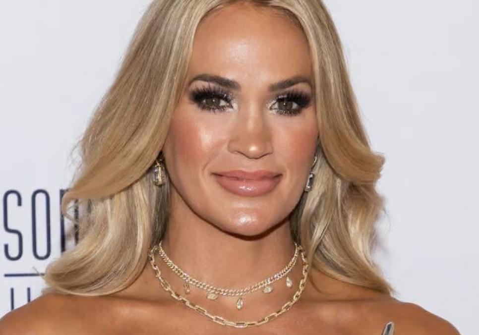 Керрі Андервуд оголосила про гучне повернення на сцену після перерви