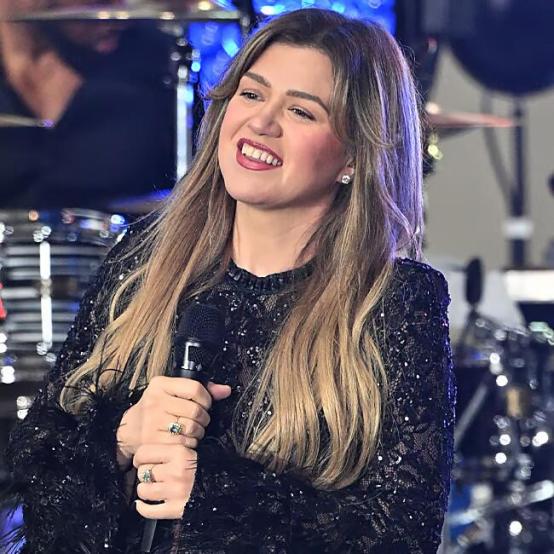 Келлі Кларксон планує залишити своє токшоу заради сім’ї та музики