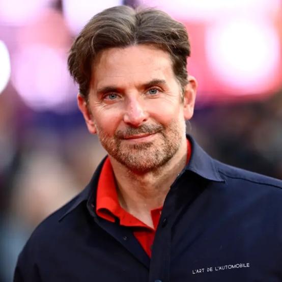 Бредлі Купер відреагував на чутки про пластичну операцію: «Я просто маю гарний вигляд»