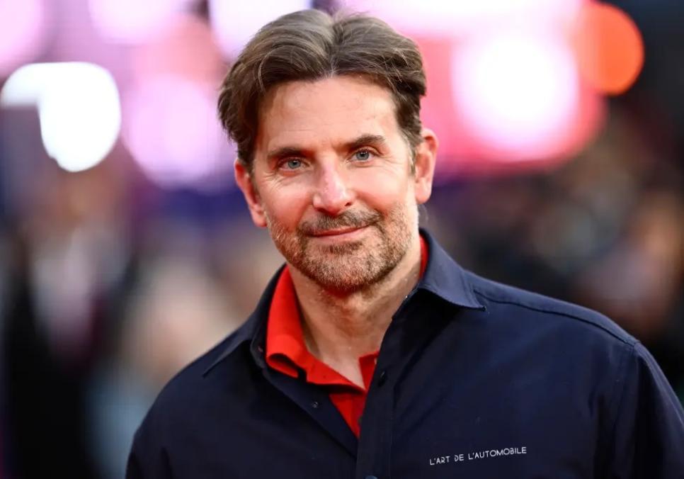 Бредлі Купер відреагував на чутки про пластичну операцію: «Я просто маю гарний вигляд»