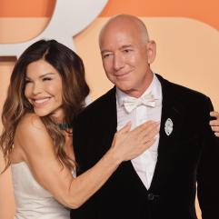 Лорен Санчес та її неоднозначні образи на Паризькому тижні моди