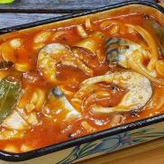 Рецепти:  Смачна апетитна маринована скумбрія