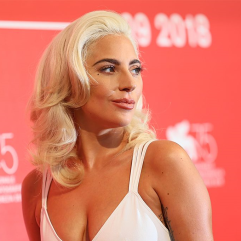 Леді Гага інтригує шанувальників новими піснями