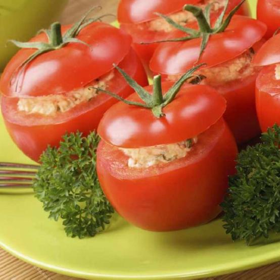 Кулінарні рецепти: Фаршировані помідори по-грецьки