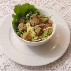 Рецепти салатів: Смачний ситний салат  з оселедцем